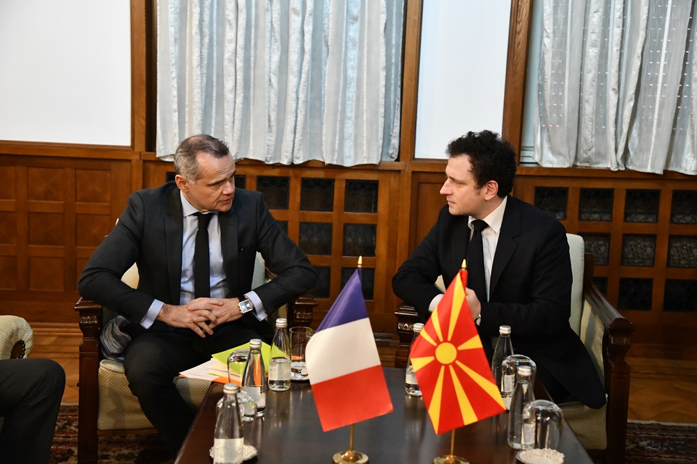 Македонско-француското партнерство и ЕУ-перспективата во фокус на средбата Карапејовски – Ле Риголер