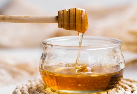 Препознајте го лажниот мед: Еве по што се разликува од вистинскиот мед