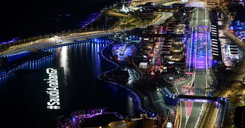 Тензиите се зголемуваат, Формула 1 останува без две трки во календарот!