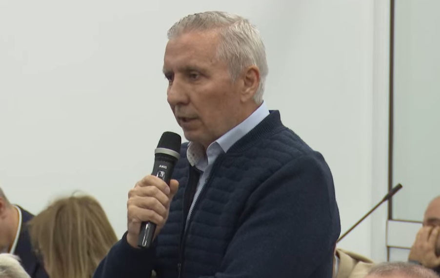 Обвинителството смета дека на Папазов не треба да му биде укинат куќниот притвор