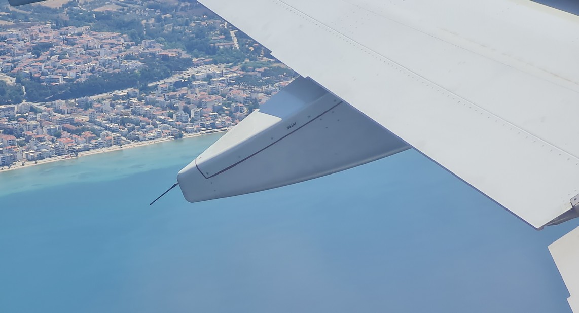 МНР почна јавна набавка за чартер летови за евакуација на македонските граѓани од Блискиот Исток