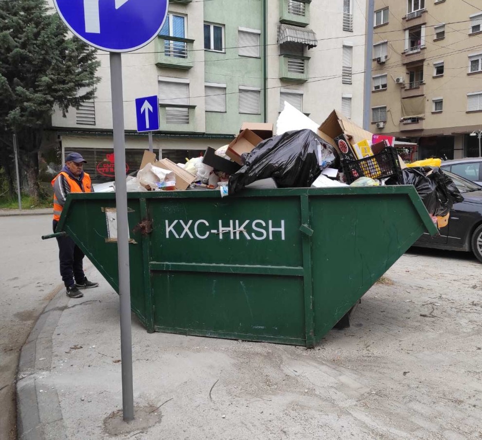 ФИНАНСОВА ПОДНЕСЕ КРИВИЧНА ПРОТИВ ЕКС ДИРЕКТОРОТ НА КОМУНАЛНА ХИГИЕНА: го гонат Рустеми за злоупотреба на договори и јавни набавки