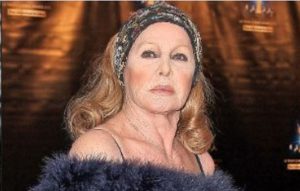 (ВИДЕО+ФОТО) ЛЕГЕНДАРНА ГЛУМЕЦА ПРЕД НЕЈЗИНИОТ 90-ТИ РОДЕНДЕН ИЗМАМЕНА НА УЖАСЕН НАЧИН: „Ова чувство е неподносливо. Ме убива!“