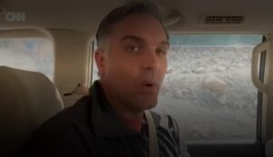 Екипа на CNN влезе во Иран – се обидува да стигне до Техеран што е можно побрзо