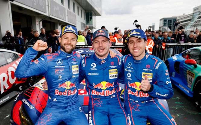 Верстапен издоминира со Мерцедес, па доби дисквалификација! (ФОТО)