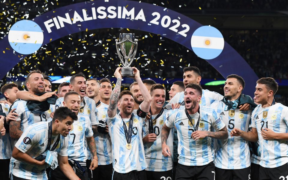 ФИФА не се откажува: Финалисима ќе се игра во Доха?!