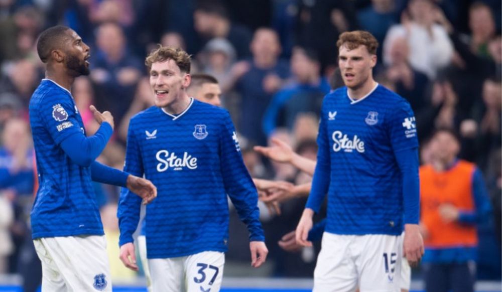 Евертон го посрамоти Челси! (ВИДЕО)