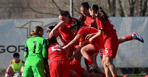 Спасовска и Балла „стрелаа“, победа на девојките до 17 години и против Луксембург