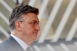 Пленковиќ: Пристигнува најголемата енергетска криза во поново време