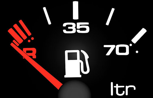 Меѓународна агенција (ИЕА): Доаѓа енергетска криза – секој што може нека работи од дома