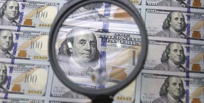 Американскиот долар зајакна во однос на еврото