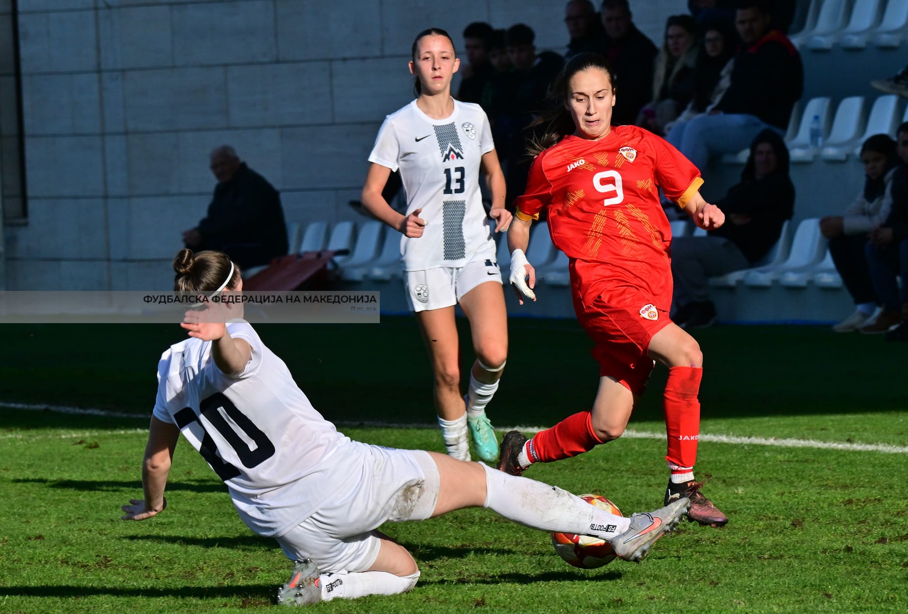 Македонските фудбалерки поразени во Азербејџан