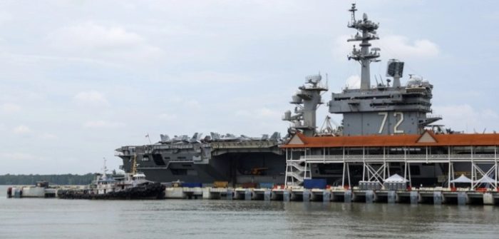 КОМАНДАНТОТ ИРАНИ: Ќе пукаме на носачот на авиони Абрахам Линколн штом влезе во дострел, имаме целосна доминација во Персиски Залив