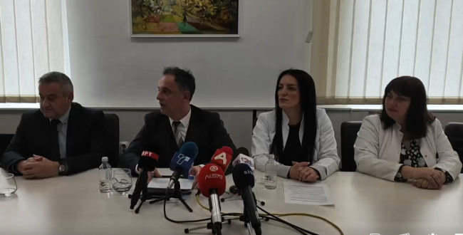 СПАСЕН ВИДОТ НА 13-ГОДИШНО МОМЧЕ СО ТРАНСПЛАНТАЦИЈА НА РОЖНИЦА, ПРЕСАДЕНИ УШТЕ 15 ТКИВА НА ОЧНАТА КЛИНИКА