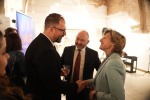 Современа австриска уметност во Чифте амам: Отворена изложбата „Флора – Фауна – Покриви“