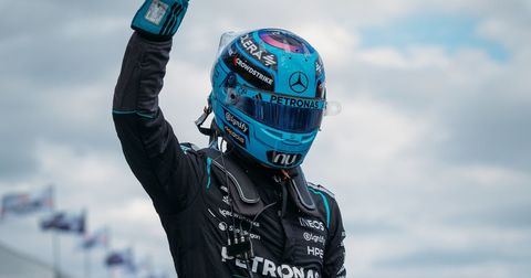 Расел најбрз, сезоната во Формула 1 ја започнува со пол-позиција во Австралија