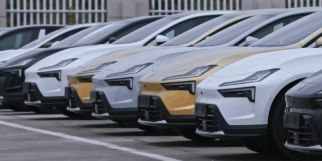 Кинезите ги престигнаа Јапонците во продажба на возила