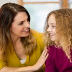 Знаци за првиот менструален циклус на вашата ќерка