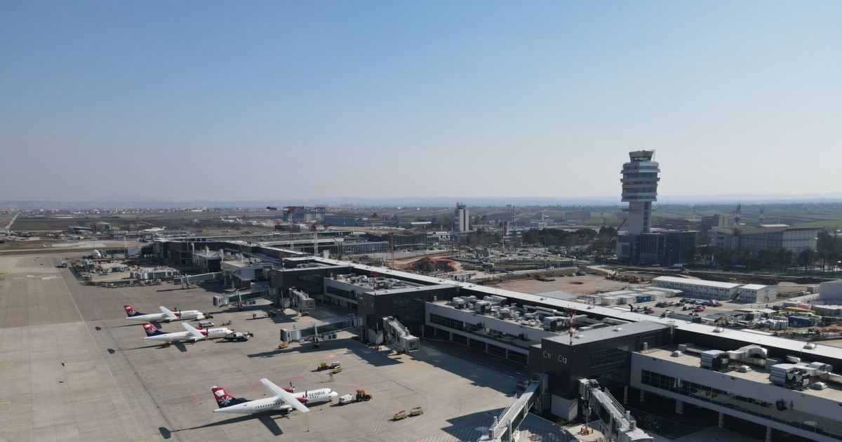 Израелски товарен авион во Белград додека Србија продолжува да извезува оружје