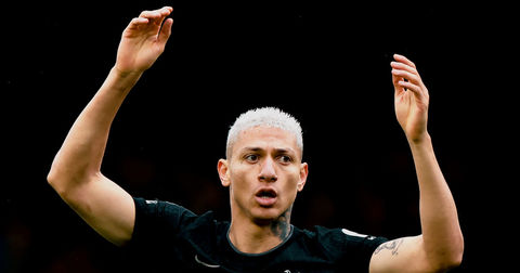 Фановите се потсмеваат со Тотенхем: Испаднавме од шампионската трка во ПЛ!