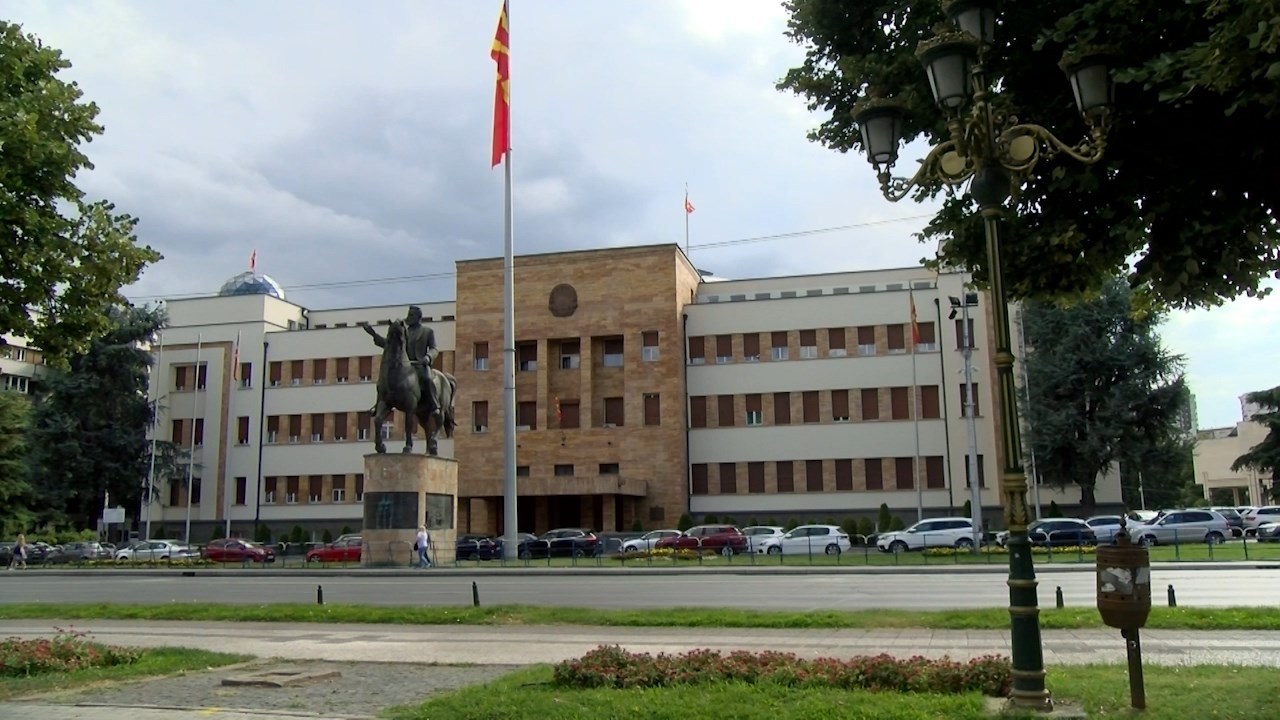 Се крчка македонски „ДОС“ – целта им е пораз на Мицкоски, Филипче не им е во фокус, од Шилегов се оградуваат