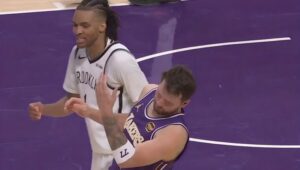 ВИДЕО: Инцидент на мечот на Лејкерси – Дончиќ во судир со Вилијамс