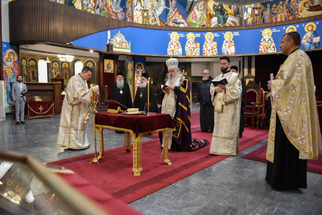 Архиепископот Стефан отслужи помен за Грузискиот патријарх – ќе патува ли делегација на МПЦ-ОА на погребот?