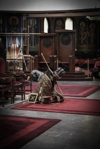 Поимот „света“ војна е богохулен