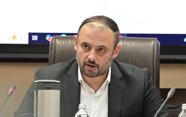 Орце го задржа старото правило: Секој Аеродромец ќе може да паркира на сите зони на општината без да плаќа надоместок