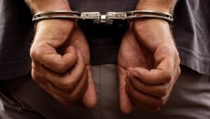 Апсење на предавници во Иран – 25 луѓе завршија зад решетки