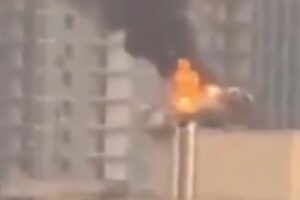 Амбасадата на САД во Ирак нападната