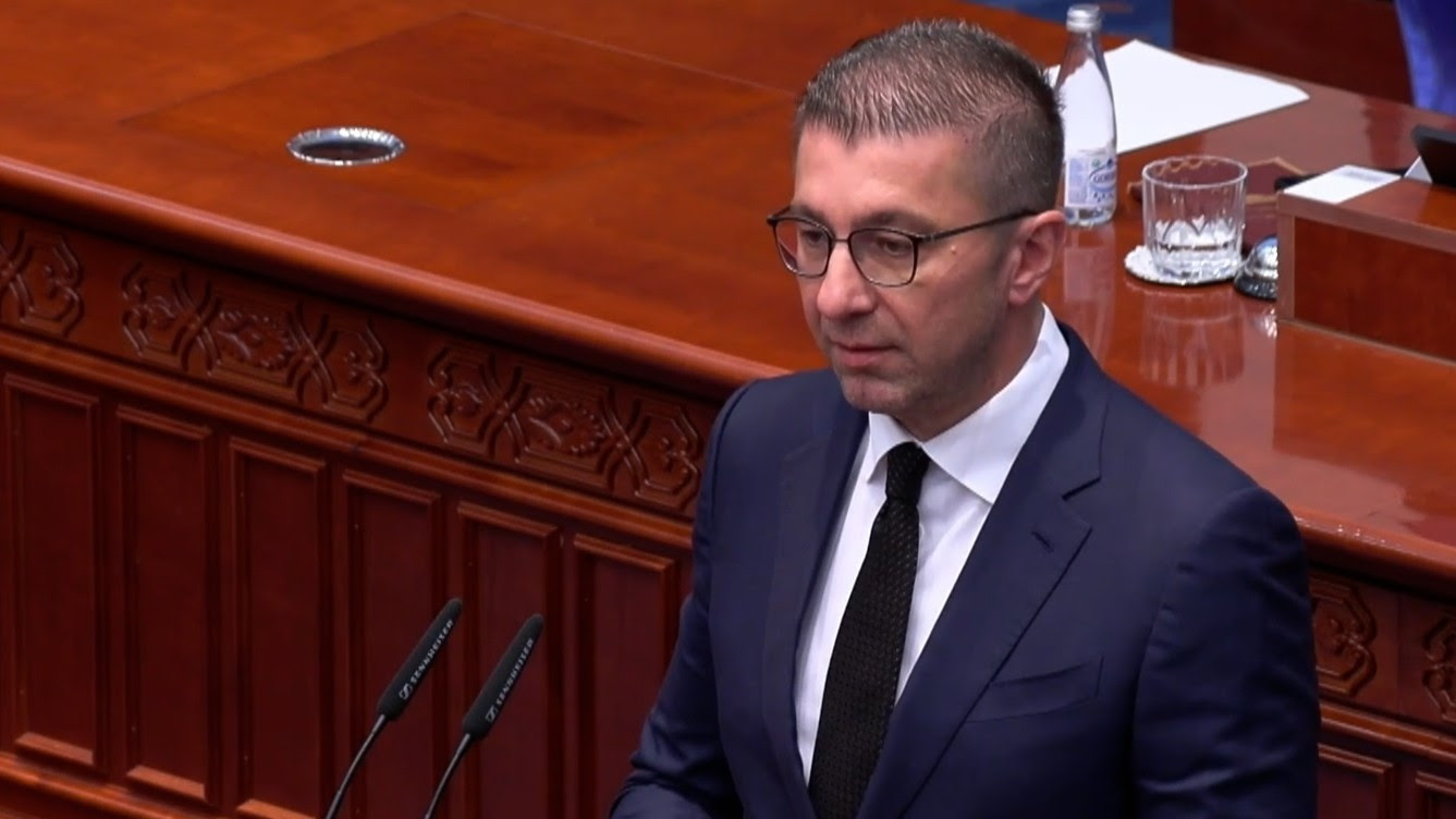 Вработените во образованието и во здравството ќе добијат покачување