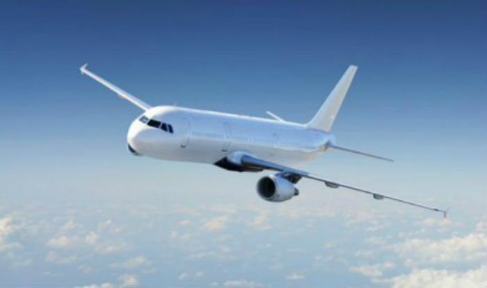 Србија евакуираше граѓани од Израел, меѓу нив и македонски граѓани