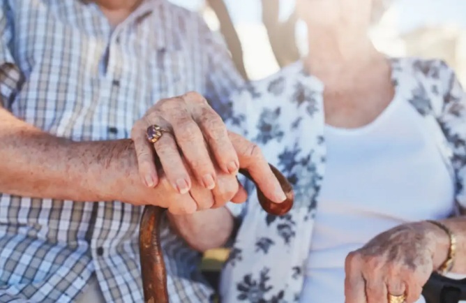 ПАРТИЈА НА ПЕНЗИОНЕРИ: Го поздравуваме поевтинувањето на 300 лекови, тешките времиња треба да го дадат најдоброто на една нација