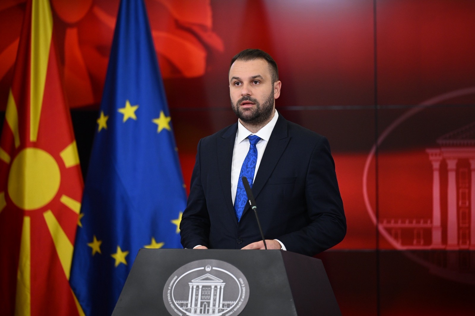 Владината кошничка 13 отсто поевтина од синдикалната – Дурмиши тврди дека ССМ ја „надувува“ сметката