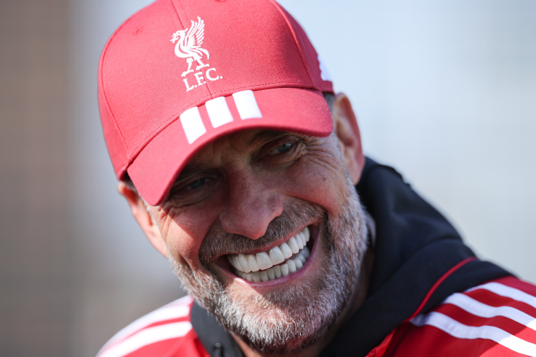 Клоп бараше селфи од Тиаго