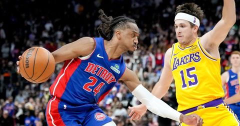 ВИДЕО: Дончиќ пак до 30+, но Лејкерси капитулираа пред „анонимусот“!