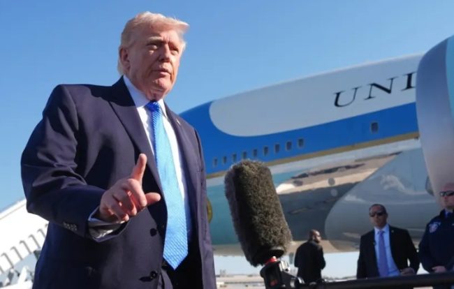 ТРАМП ТВРДИ ДЕКА САД И ИРАН ИМААТ РЕАЛНИ ШАНСИ ДА СКЛУЧАТ ДОГОВОР, НЕ КАЖА СО КОГО ПРЕГОВАРААТ ВО ТЕХЕРАН