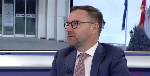 Димовски: Дел од јавните претпријатија треба да се приватизираат, чистењето на ѓубре не треба да биде работа на државата