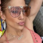 (Фото) Викна обожавател на сцената, па се изненади: Џенифер Лопез урнебесно реагираше на настапот во Лас Вегас