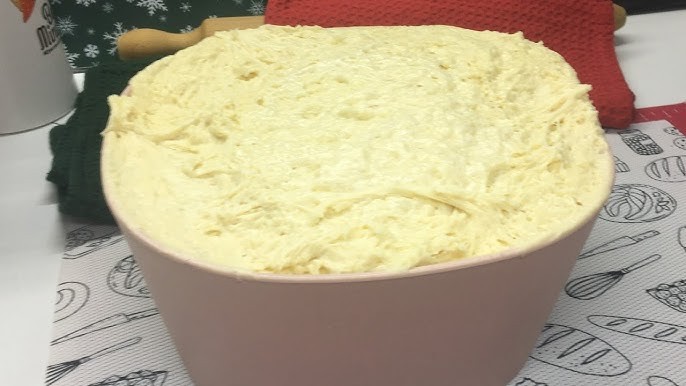 Тесто кое се меси за 5 минути, стои до 7 дена и со него може да правите домашни пецива за сечиј вкус