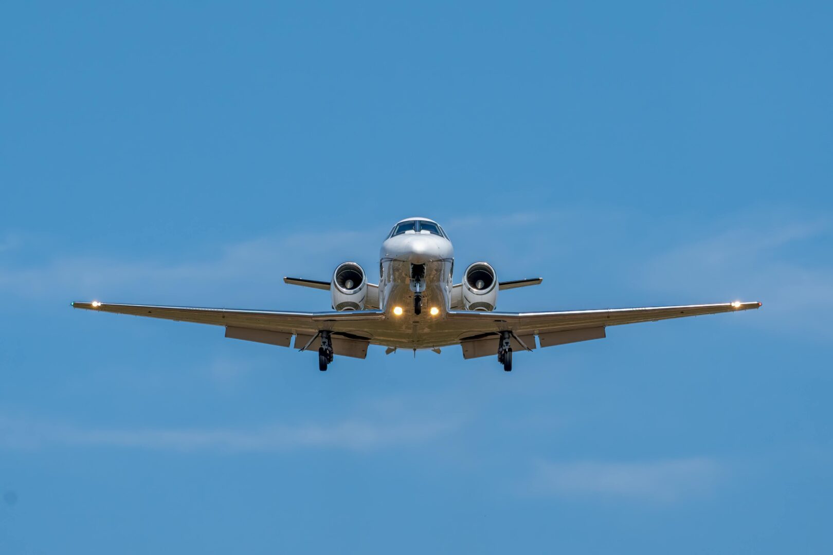 Помалку несреќи, повеќе жртви во 2025 – три проблеми најчесто доведуваат до авионски инциденти