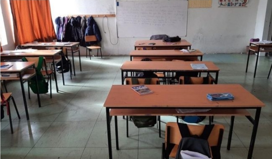 Тепачка во битолско средно училиште, родителите пријавија два случаи