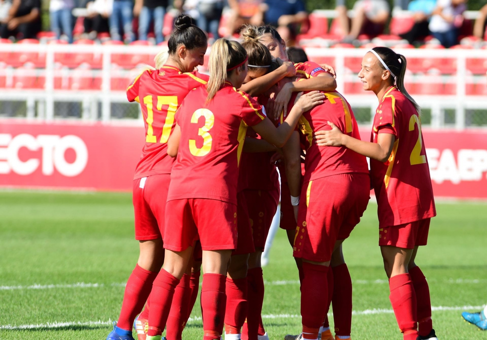 „Два од два“ за младите фудбалерки: Спасовска и Балла му пресудија на Луксембург