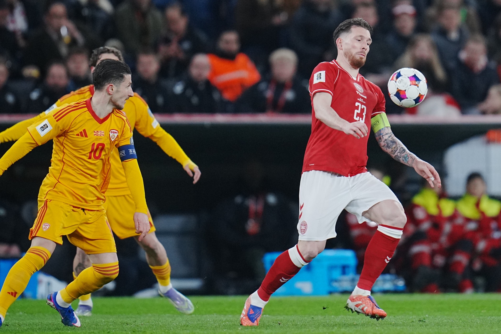 Реми на полувреме: Димитриевски нѐ одржува во живот во Копенхаген!