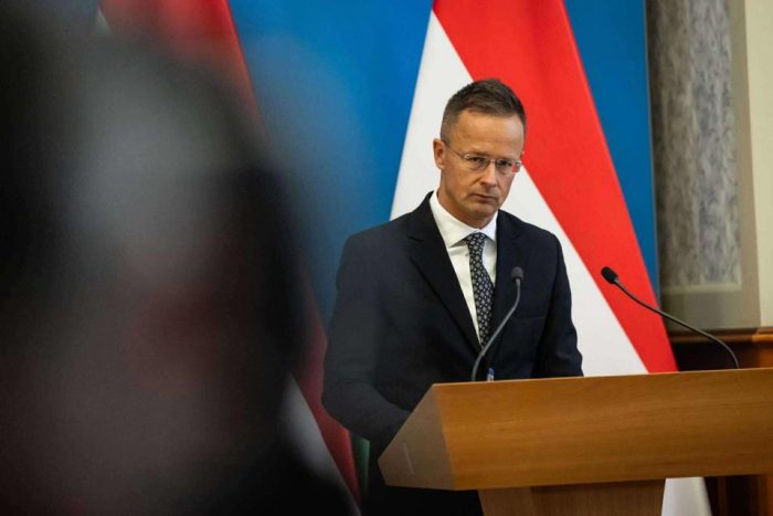 СИЈАРТО: За Европа да има доволно енергенси, руските испораки на нафта и природен гас мора да се вратат на европскиот пазар