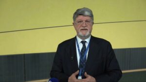 Пицула за изборите во Србија: Владата, по којзнае којпат, практикуваше злоупотреби, насилство и притисок