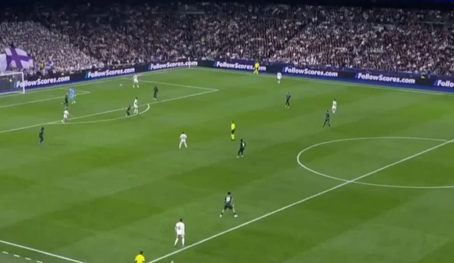 Куртоа против Сити го изведе потегот на сезоната во ЛШ, феноменална асистенција за голот на Валверде (Видео)