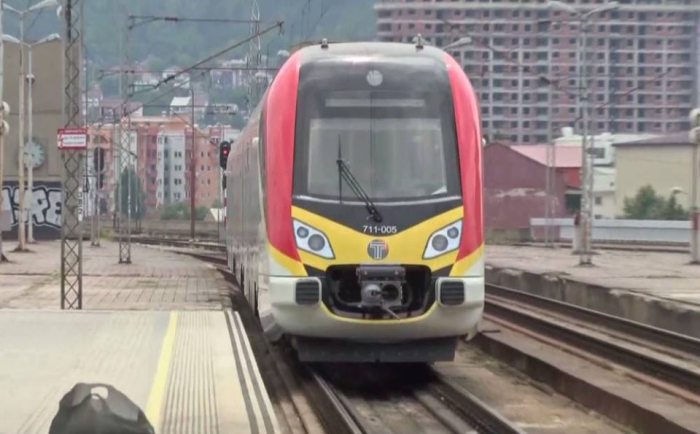 Воз се запалил кој сообраќал кон Куманово, откажани сите линии Скопје – Битола