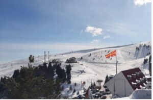 На Попова Шапка најстудено -3 степени и 57 сантиметри снег